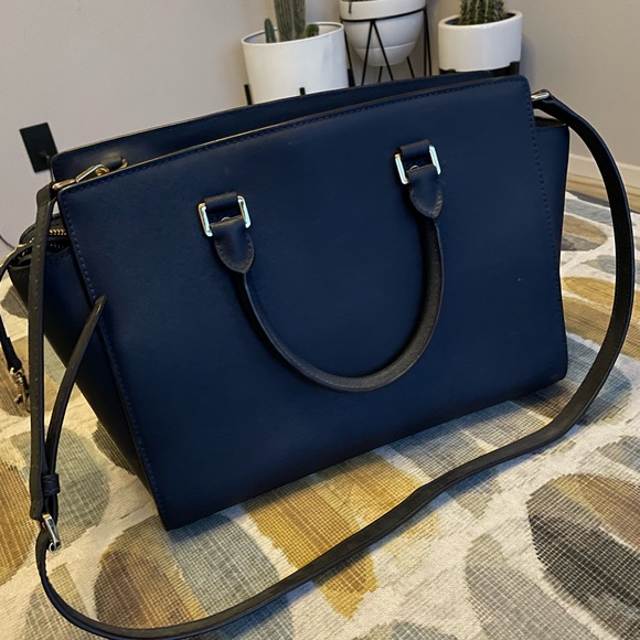 Micheal Kors Leather Navy Satchel - Picture 2 of 5
